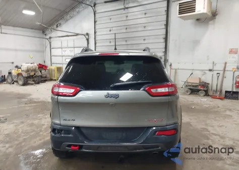 2017 Jeep Cherokee Trailhawk L Plus 4X4 from USA, damaged, VIN 1C4PJMBSXHW611308